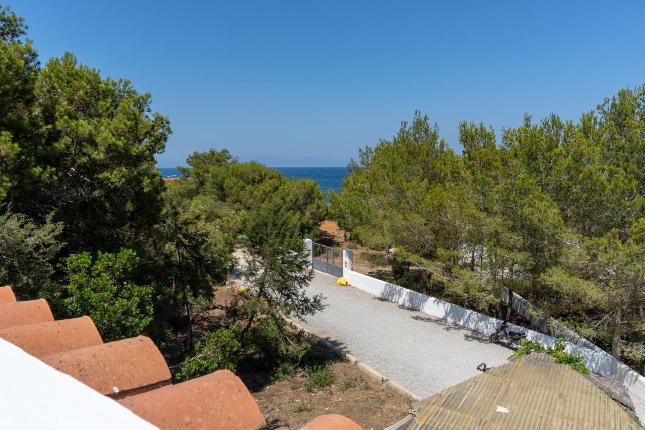 Hostal Restaurante Pou Des Lleo Sant Carles de Peralta Zimmer foto