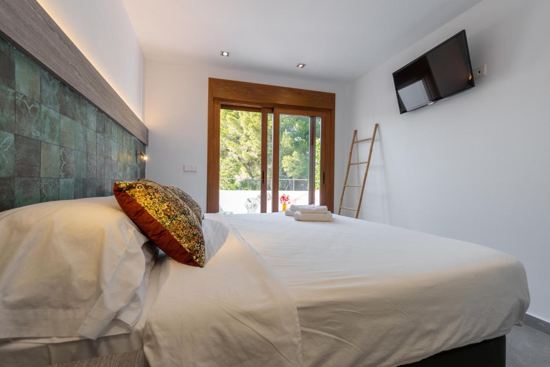 Hostal Restaurante Pou Des Lleo Sant Carles de Peralta Zimmer foto